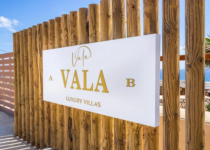 Vala Luxury A فيلة Afiartis