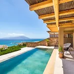 Vala Luxury A Villa *