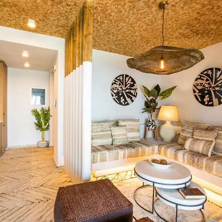 Vala Luxury A Αφιάρτης